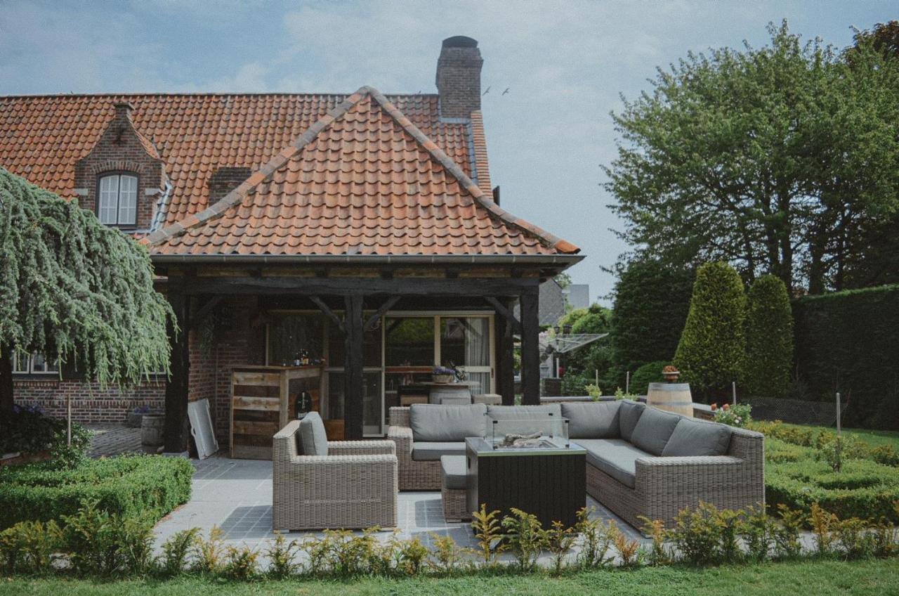 La Maison Des Papillons Deerlijk Екстериор снимка